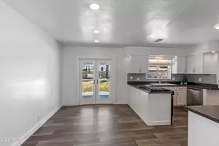 1807 E San Miguel Ave, Phoenix, AZ 85016 - Photo 7