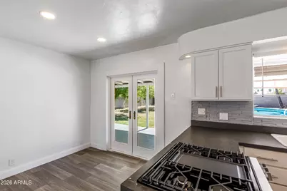 1807 E San Miguel Avenue, Phoenix, AZ 85016 - Photo 9