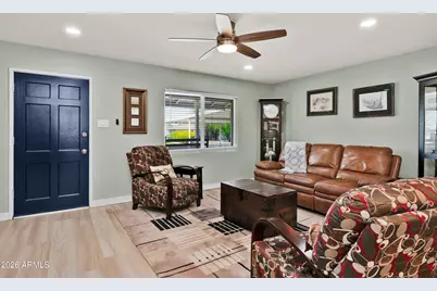 4235 N 16th Drive, Phoenix, AZ 85015 - Photo 5