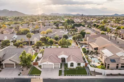 10228 N 55th Place, Paradise Valley, AZ 85253 - Photo 11