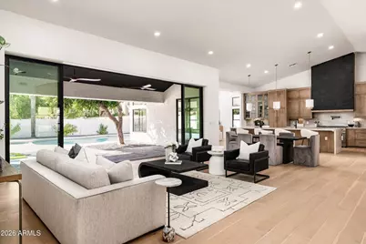 10228 N 55th Place, Paradise Valley, AZ 85253 - Photo 13