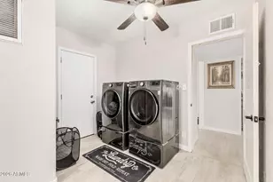 146 S Robson, Mesa, AZ 85210 - Photo 29