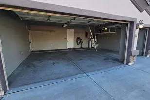 9030 S 10th Dr, Phoenix, AZ 85041 - Photo 29