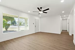 684 W Carla Vista Dr, Chandler, AZ 85225 - Photo 33