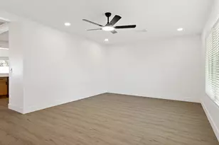 684 W Carla Vista Dr, Chandler, AZ 85225 - Photo 31