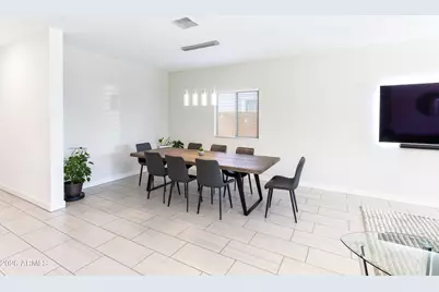 35463 W Santa Barbara Avenue, Maricopa, AZ 85138 - Photo 15