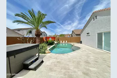 11821 W Dos Rios Drive, Sun City, AZ 85373 - Photo 19