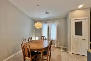 11821 W Dos Rios Dr, Sun City, AZ 85373 - Photo 9