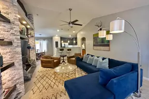 11821 W Dos Rios Dr, Sun City, AZ 85373 - Photo 5