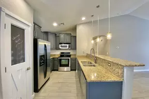 11821 W Dos Rios Dr, Sun City, AZ 85373 - Photo 15