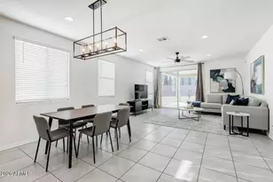 17953 W Golden Ln, Waddell, AZ 85355 - Photo 31