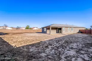 17953 W Golden Ln, Waddell, AZ 85355 - Photo 27
