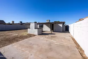 8827 W Sells Dr, Phoenix, AZ 85037 - Photo 23