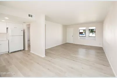 8827 W Sells Drive, Phoenix, AZ 85037 - Photo 5