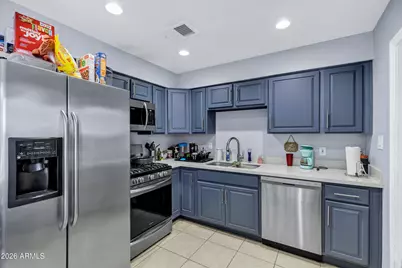 2502 N 38th Lane, Phoenix, AZ 85009 - Photo 9