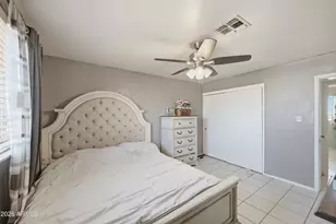 4832 W Earll Dr, Phoenix, AZ 85031 - Photo 5