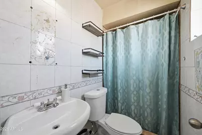 4832 W Earll Drive, Phoenix, AZ 85031 - Photo 15