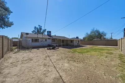 4832 W Earll Drive, Phoenix, AZ 85031 - Photo 17