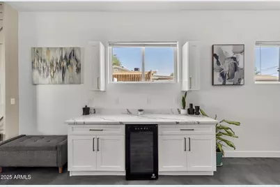 1211 E Hayward Avenue, Phoenix, AZ 85020 - Photo 33