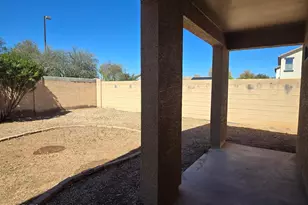 1784 S Falcon Dr, Gilbert, AZ 85295 - Photo 23