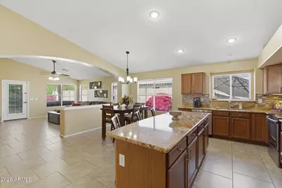 22862 N 103rd Lane, Peoria, AZ 85383 - Photo 15