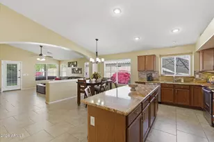 22862 N 103rd Ln, Peoria, AZ 85383 - Photo 15