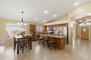 22862 N 103rd Ln, Peoria, AZ 85383 - Photo 9