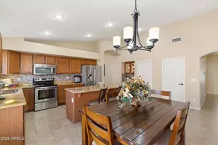 22862 N 103rd Ln, Peoria, AZ 85383 - Photo 13