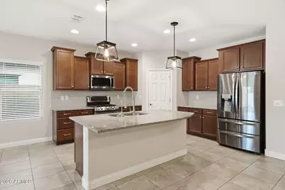 10826 E Topaz Avenue, Mesa, AZ 85212 - Photo 5