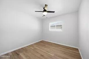 26 W Concorda Dr, Tempe, AZ 85282 - Photo 19