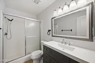 26 W Concorda Dr, Tempe, AZ 85282 - Photo 5