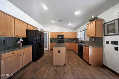 4102 S Goldfinch Drive, Gilbert, AZ 85297 - Photo 15