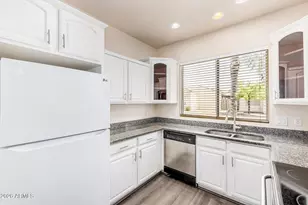 120 N Warren St, Mesa, AZ 85207 - Photo 11