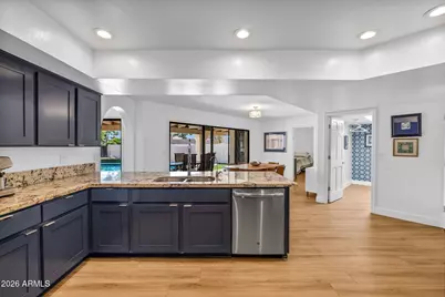 5013 E Cholla Street, Scottsdale, AZ 85254 - Photo 17