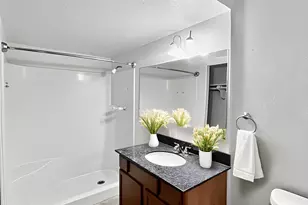 6611 W Flower St, Phoenix, AZ 85033 - Photo 19