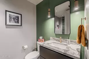 2211 E Camelback Rd, Phoenix, AZ 85016 - Photo 17