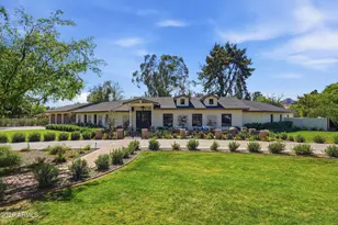 8202 N 74th Pl, Scottsdale, AZ 85258 - Photo 1