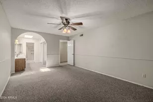 3004 W Phelps Rd, Phoenix, AZ 85053 - Photo 17