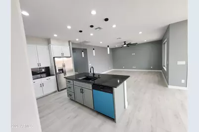 10905 W Cambria Circle, Arizona City, AZ 85123 - Photo 15