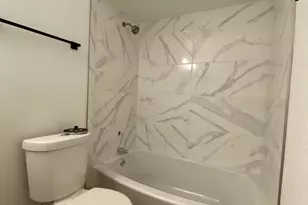 2121 W Sequoia Dr, Phoenix, AZ 85027 - Photo 17