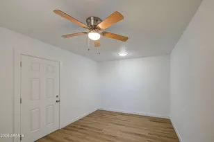 1258 W Manhatton Dr, Tempe, AZ 85282 - Photo 29