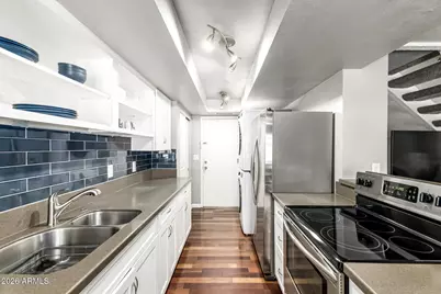 1101 E North Lane #2, Phoenix, AZ 85020 - Photo 9