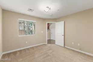 815 E Rose Ln, Phoenix, AZ 85014 - Photo 23