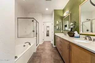 815 E Rose Ln, Phoenix, AZ 85014 - Photo 15