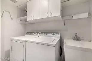 815 E Rose Ln, Phoenix, AZ 85014 - Photo 27