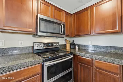 8109 W Globe Avenue, Phoenix, AZ 85043 - Photo 7