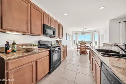 42115 N Celebration Way, Phoenix, AZ 85086 - Photo 15