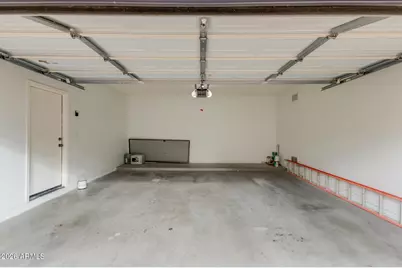 2390 W Sleepy Ranch Road, Phoenix, AZ 85085 - Photo 29