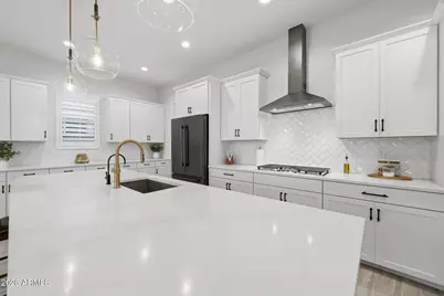 12429 N 145th Drive, Surprise, AZ 85379 - Photo 9