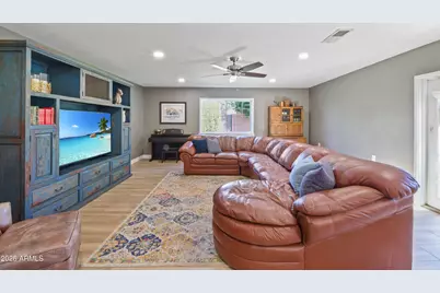 7823 N 7th Place, Phoenix, AZ 85020 - Photo 15